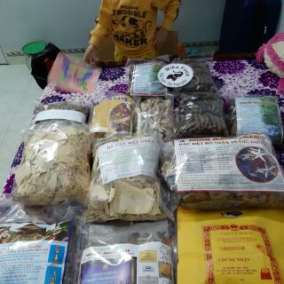 RỄ CÂY MẬT NHÂN 1KG