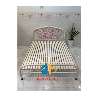 Giường sắt 1m6x2m giá rẻ