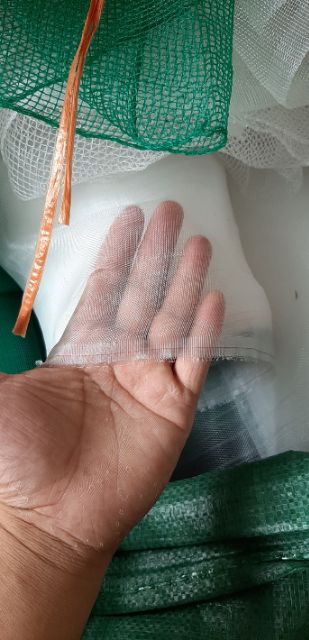 Mùng lưới nuôi rắn mùng đỏ