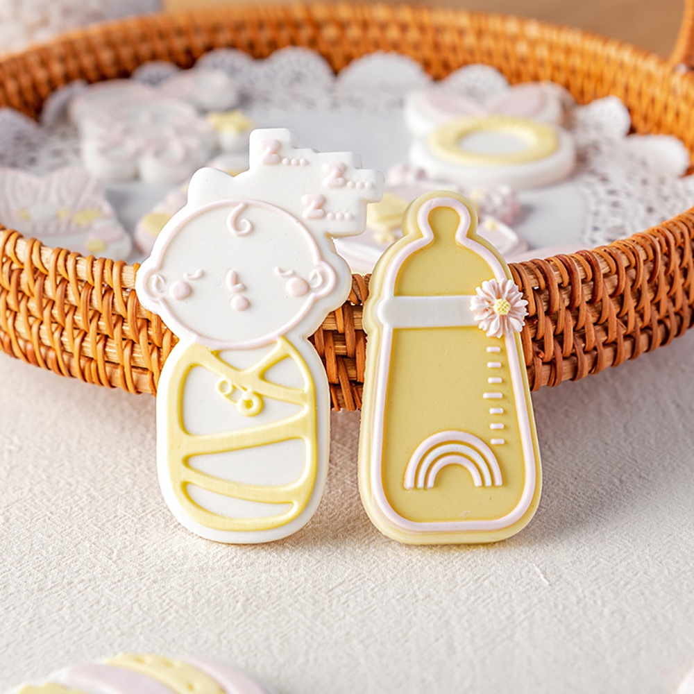 Bộ Khuôn Cắt Bánh Quy Tạo Hình Cô Gái Xinh Xắn