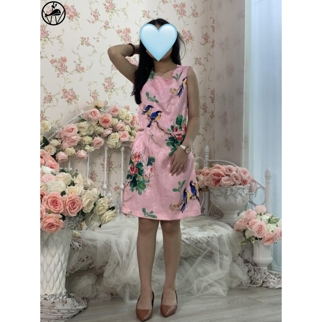 Đầm nữ thời trang THE WHALE vải gấm cao cấp mã D7777, phong cách hiện đại, nữ tính, trẻ trung, năng động, tự tin