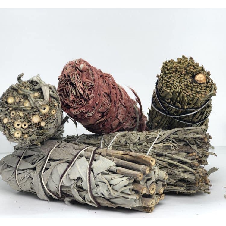Bó lá xô thơm đen Black Sage Smudge Incense 4&quot;-5&quot; Bundle