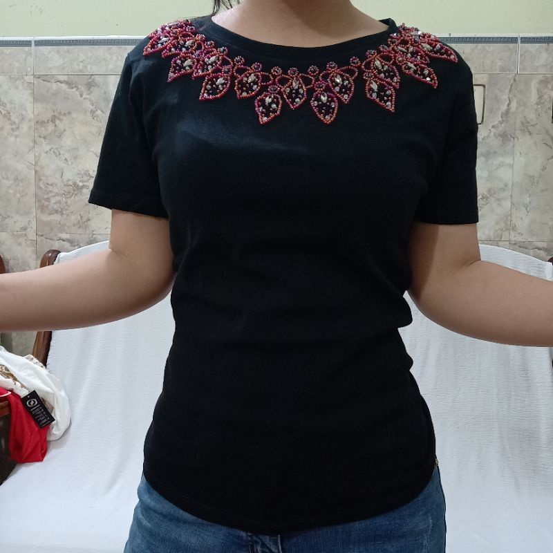 Áo Thun Nữ Thiết Kế Kết Cườm Thủ Công Đẹp ,sang Trọng