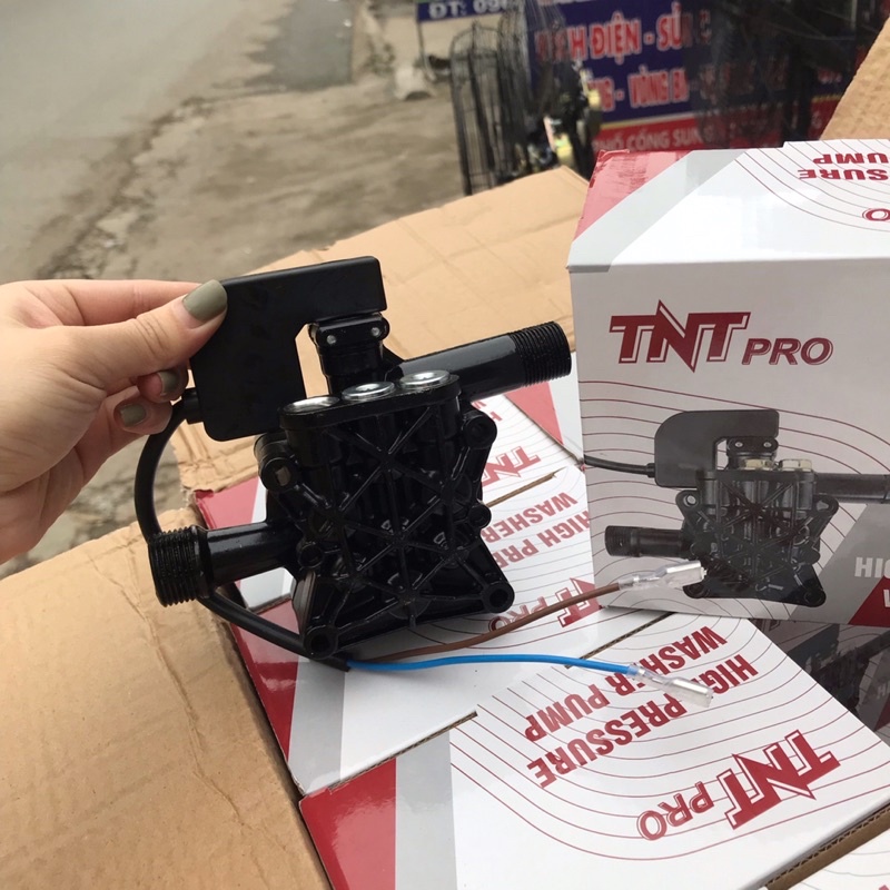 Đầu bơm áp lực mini TNT PRO - Đầu máy rửa xe gia đình 3 pittong kèm rơ le
