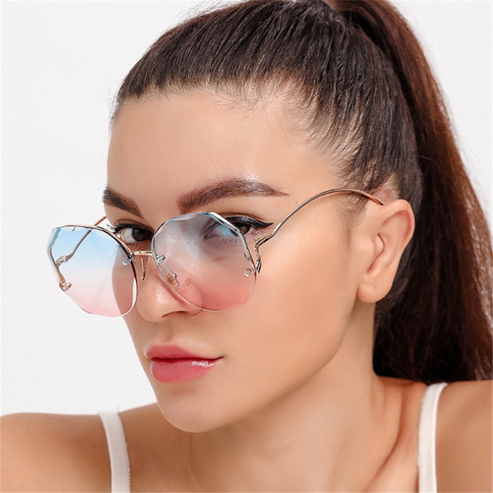 Kính Mát Tròng Trong Suốt Chống Tia UV Màu Gradient Thời Trang Dành Cho Nữ