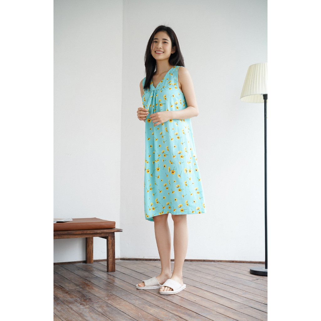 Váy lanh họa tiết hoa sát nách V02.2208 - Thời Trang Gia Đình VT | BigBuy360 - bigbuy360.vn