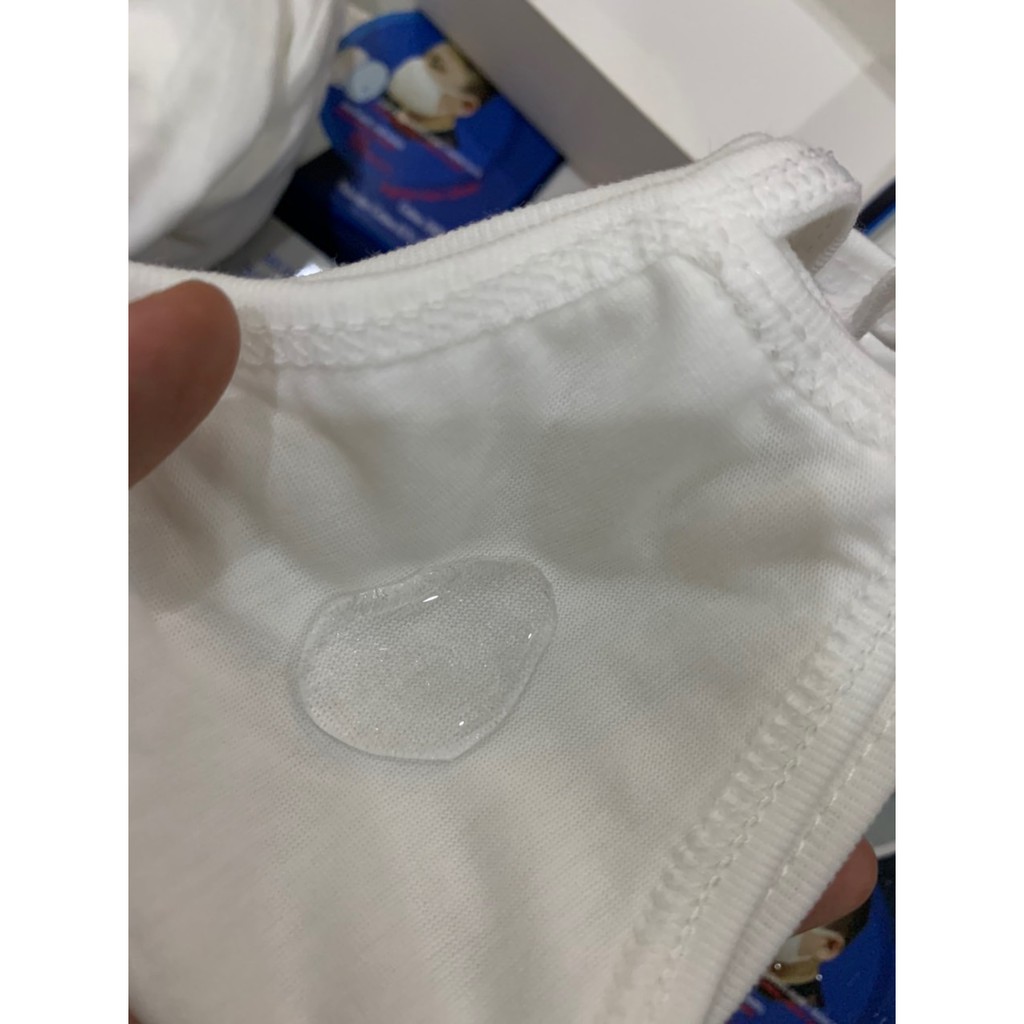 Khẩu trang Trung Quy vải cotton kháng khuẩn chống thấm nước - Hình shop tự chụp