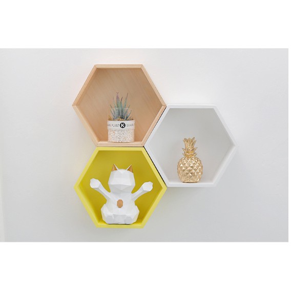 Kệ treo tường bằng gỗ hình tổ ong phong cách hiện đại decor phòng khách, trưng bày vật dụng, kích thước 25cm