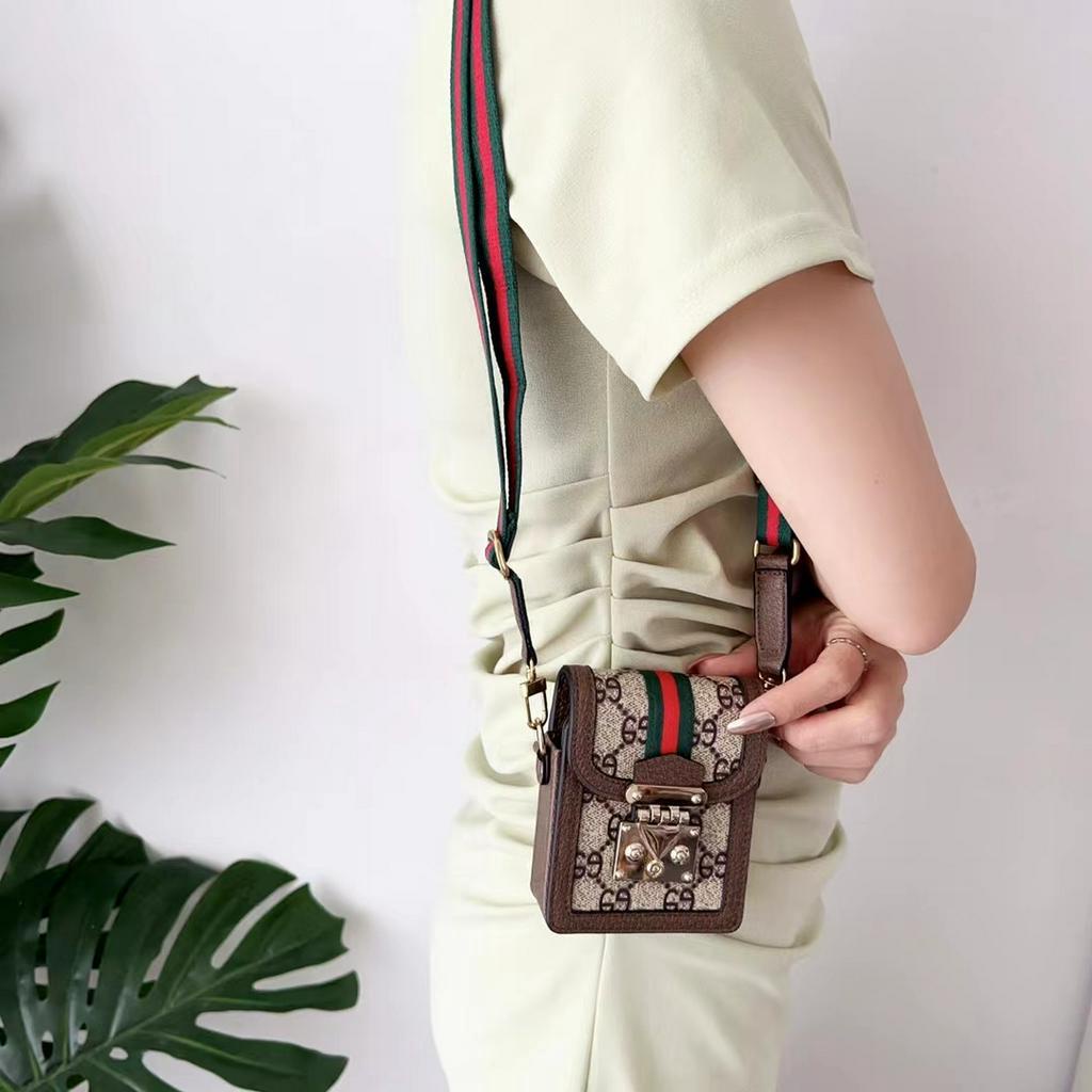 Hàng Spot.S. Fashion G.Embroidered Túi Nhỏ / Khóa Kim Loại + Dây Đeo Phù Hợp Với Điện Thoại Di Động Samsung Có Thể Gập Lại Túi Đựng Tiền Xu