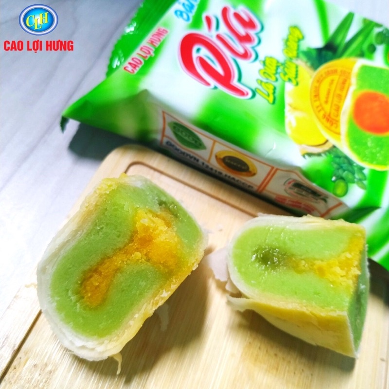BÁNH PÍA LÁ DỨA SẦU RIÊNG 95G _bánh kẹo Cao Lợi Hưng