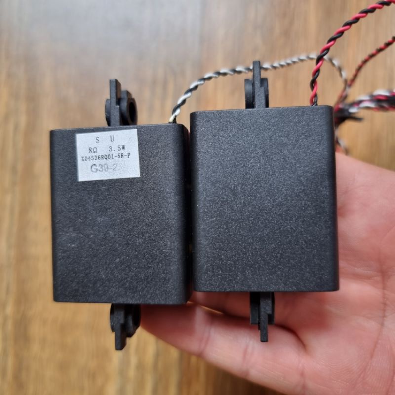 1 cặp loa nhỏ mini  8ohm 3.5w