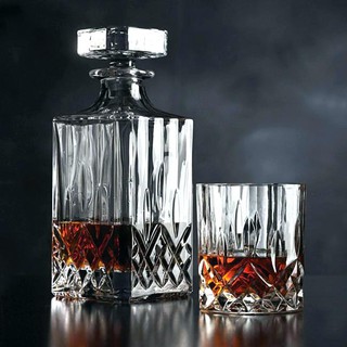 Bình vuông pha lê Ý RCR Opera 750ml