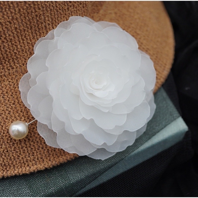 Hoa cài áo - Hoa hồng cài áo cánh đốt tự nhiên