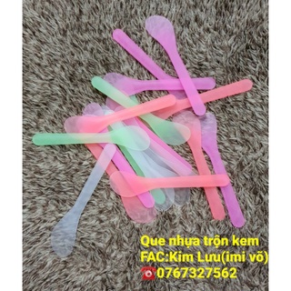 Que nhựa trộn sử dụng trong spa