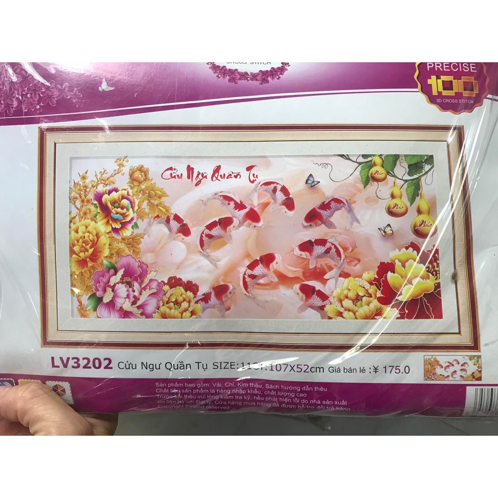 Tranh thêu chữ thập cá cửu ngư quần hội KT:107x52cm,tranh chưa thêu .Tặng kéo và xỏ chỉ.
