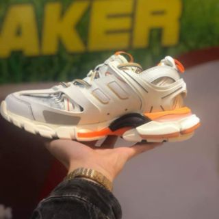 [GIÁ HỦY DIỆT] giày balen track trắng cam