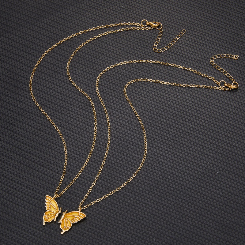 Set 2 Vòng cổ Mặt Hình Bướm Xinh Xắn Cho Nữ