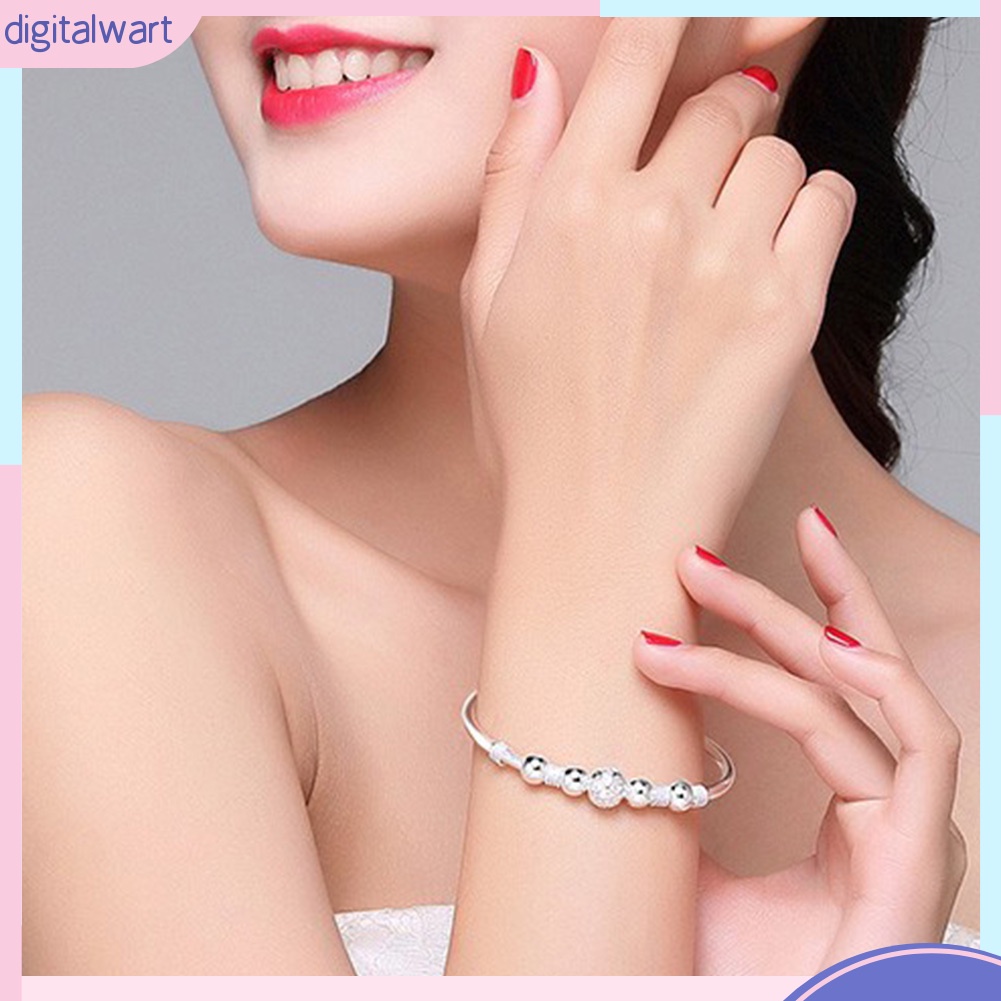 Vòng đeo tay thiết kế chuỗi hạt ngọc trai nhân tạo sang trọng cá tính dành cho nữ