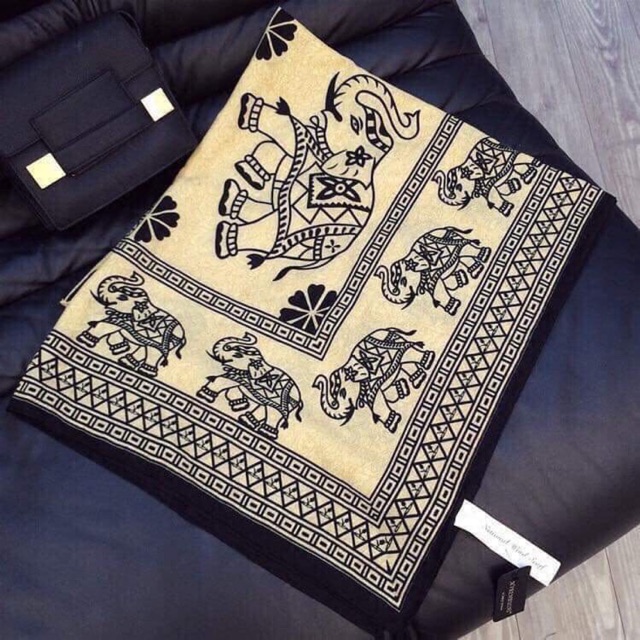 Khăn hoạ tiết con voi