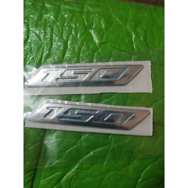 Bộ 2 chữ nổi 150
