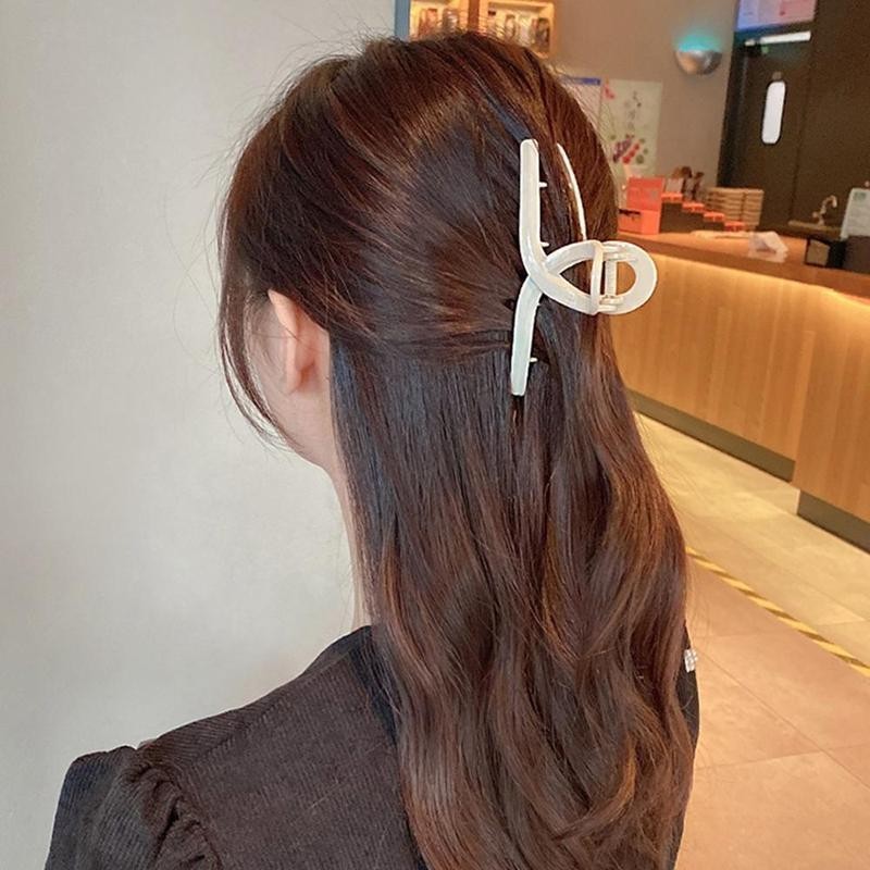 Kẹp tóc trong suốt kiểu dáng đơn giản phong cách Hàn Quốc