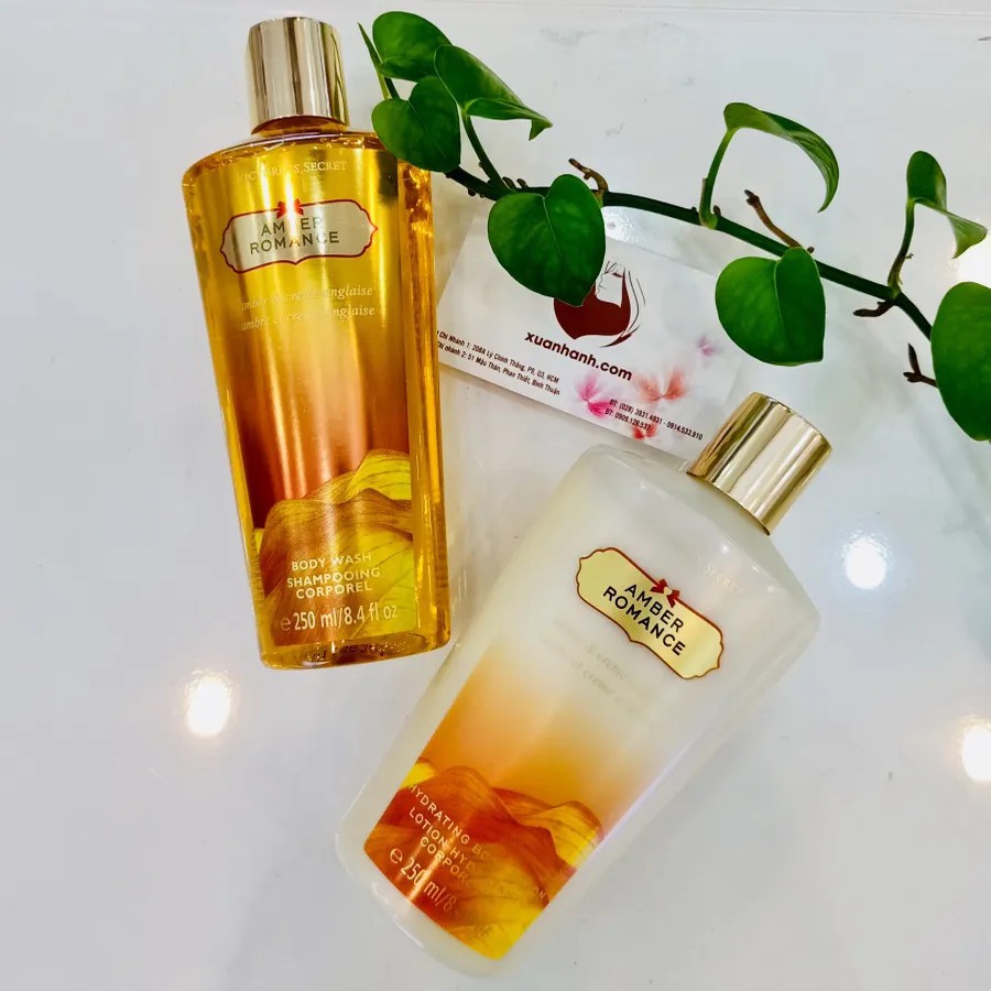 Combo tắm + dưỡng thể Victoria Secret Amber Romance lôi cuốn, quyến rũ, 250mlx2 | BigBuy360 - bigbuy360.vn