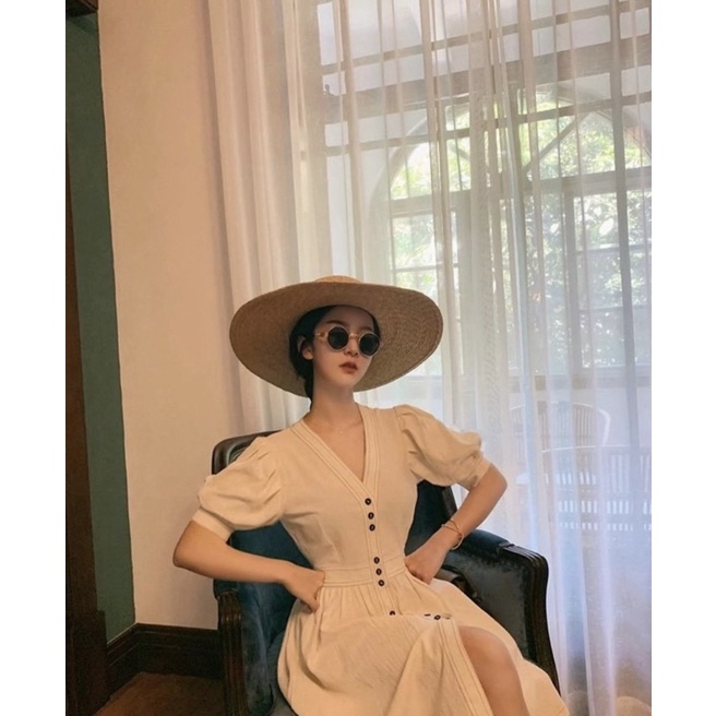 Váy Viền Chỉ Nổi Cổ Tim