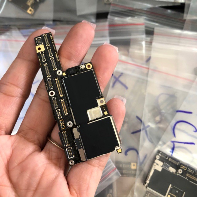 main dưới IPHONE X qualcomm 64gb