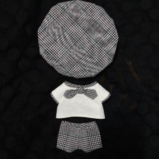 Outfit for doll