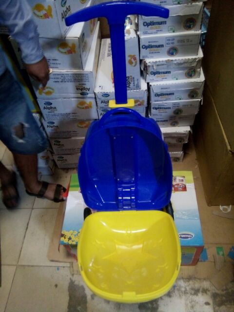 Vali kéo kết hợp xe scooter