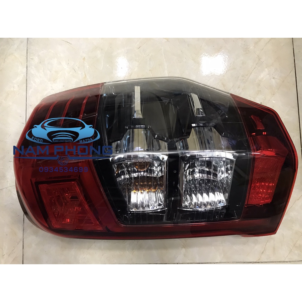 Đèn hậu Mitsubishi Triton 20 Không Led Tháo Xe Phụ RH - 8330B214