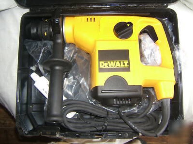 D25404K Máy khoan đục bê tông 3 chức năng 32mm Chính hãng Dewalt