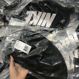 Túi bao tử Nike