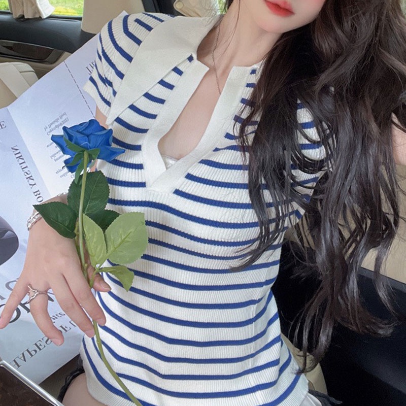 Áo thun polo YEYA họa tiết sọc ngang hở lưng thời trang dành cho nữ