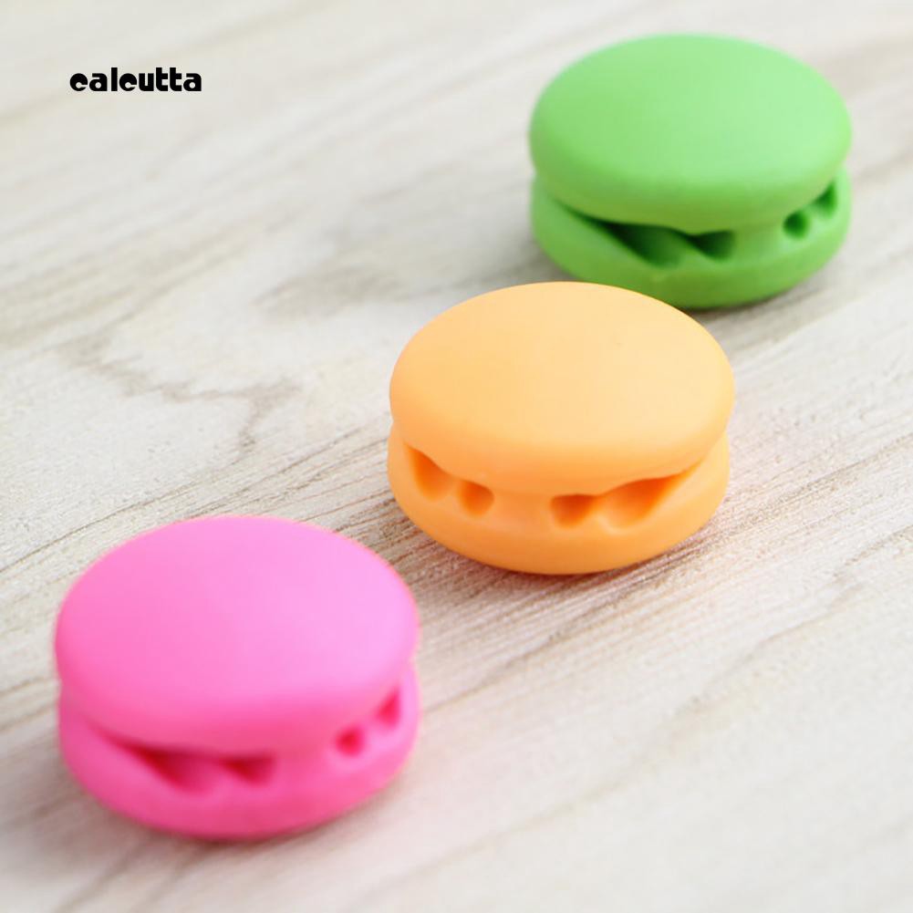 Dụng cụ giữ cố định dây cáp sạc / tai nghe dán bàn siêu tiện lợi