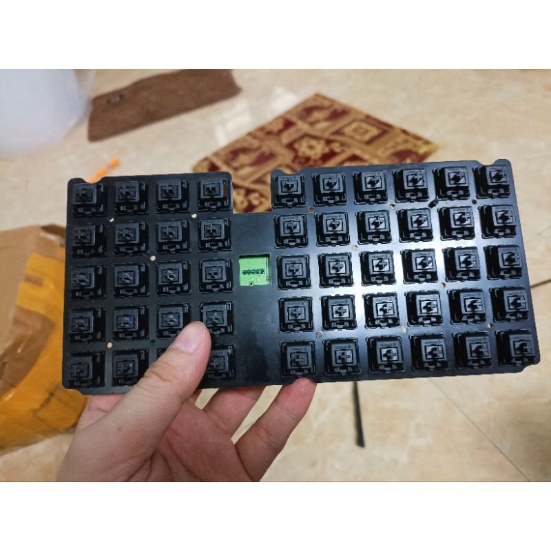 Bảng mạch bàn phím cơ 50 switch cherry black date 2009 - QC Pass 2013