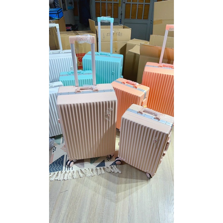 Vali khóa sập RMW chống cạy CHỐNG BỂ VỠ- CHỐNG RẠCH MÓC- CHỐNG XƯỚC BH 10 năm