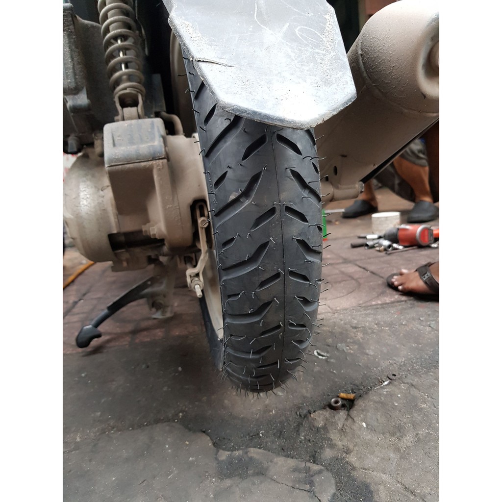 Vỏ lốp xe Michelin Pilot Street 2 size 90/90-10 (3.00-10) cho xe máy - xe đạp điện, vỏ ko ruột - giá 1 cái.