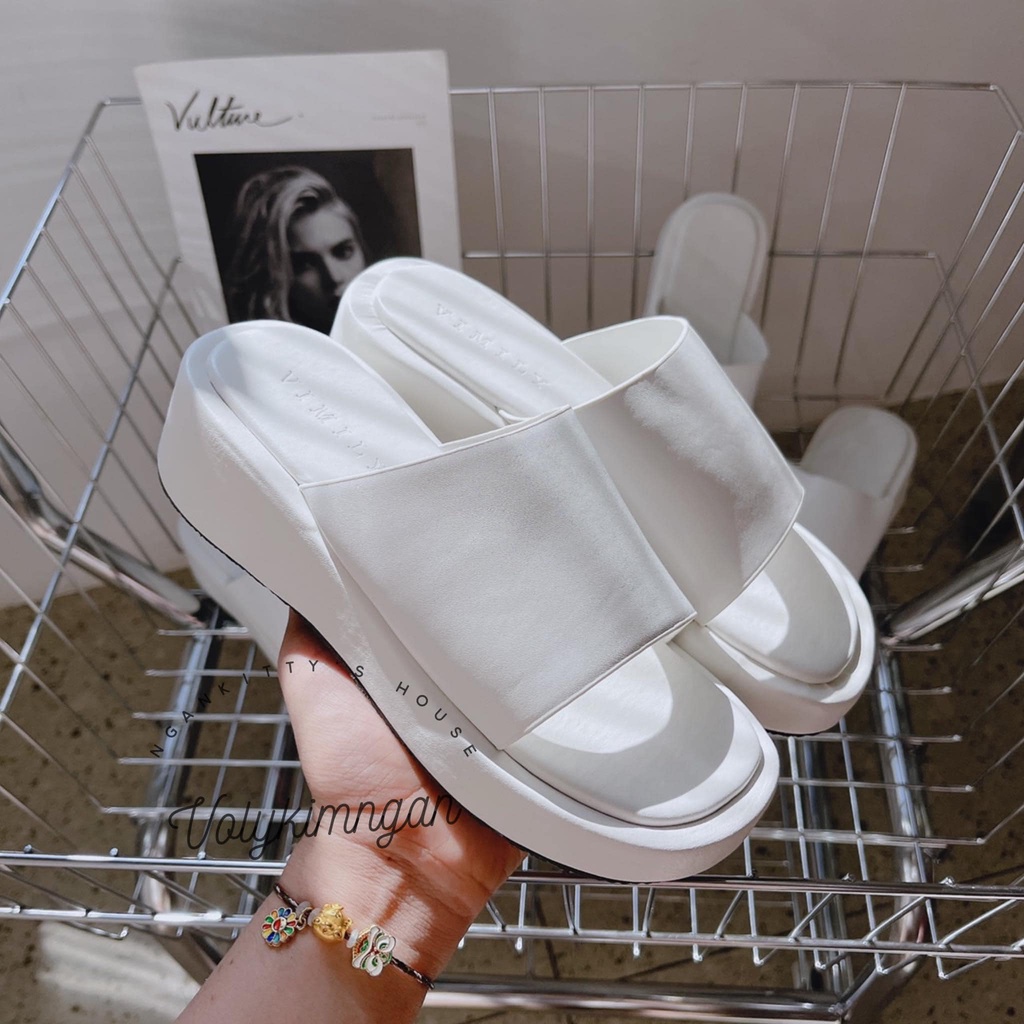 Dép đế bánh mì