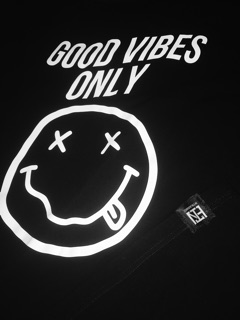 GOOD VIBES T-shirt