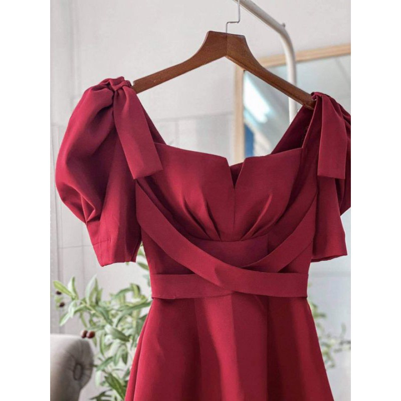 Đầm dự tiệc xoắn ngực tay phồng sang trong Mar Dress