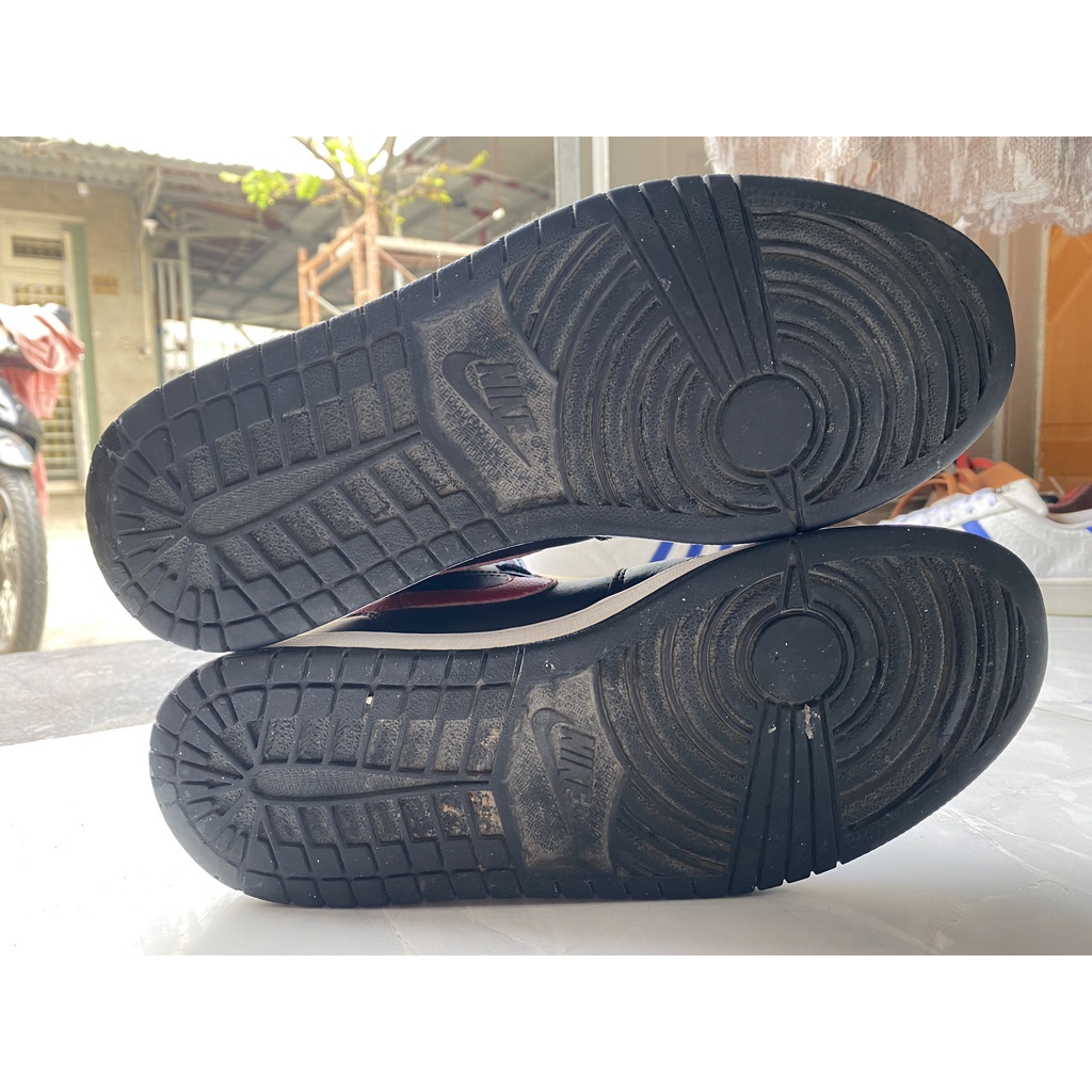 Giày Jordan 1 Retro Mid size 42.5 2hand chính hãng đã qua sử dụng