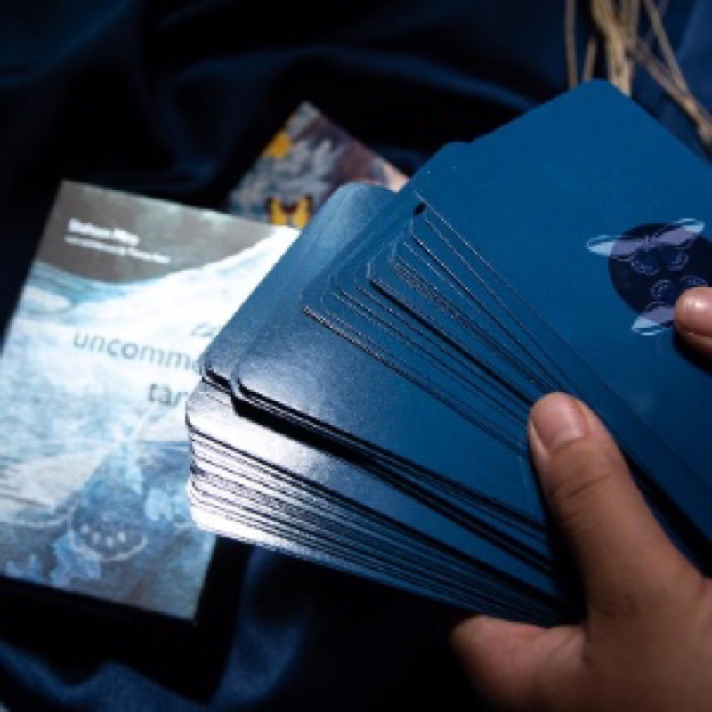 Bài Uncommon Tarot, Tác giả Shaheen Miro, Theresa Reed