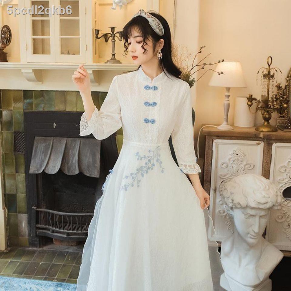 phiên bản cải tiến của váy sườn xám cô gái trẻ Pháp retro cổ điển tính khí quý nhỏ tươi tắn hàng ngày