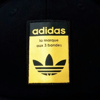 Nón DAS Logo vuông vàng