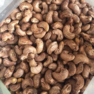 Hạt điều rang muối lụa Bình Phước loại 1: 500gram