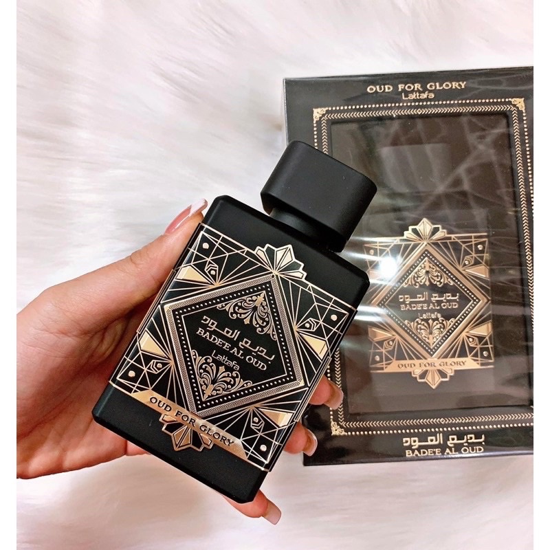 Nước hoa LATTAFA 𝐁𝐚𝐝𝐞'𝐞 𝐀𝐥 𝐎𝐮𝐝 - 𝐎𝐮𝐝 𝐟𝐨𝐫 𝐆𝐥𝐨𝐫𝐲 EDP 100ml (Tặng ngay 10mặtnạ-1serum-1móckhoá)
