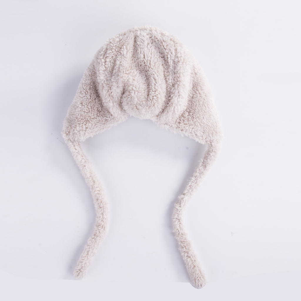 Mũ nhung lông mềm mại ấm áp trong mùa đông cho bé