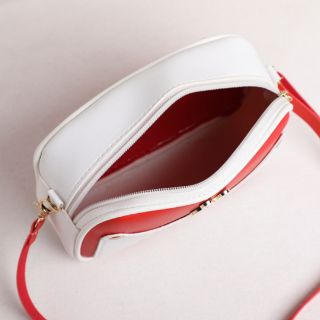 Túi đeo chéo tag thỏ dễ thương