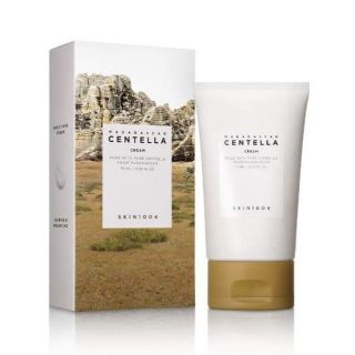 Kem dưỡng tinh chất rau má Skin 1004 Madagascar Centella Cream